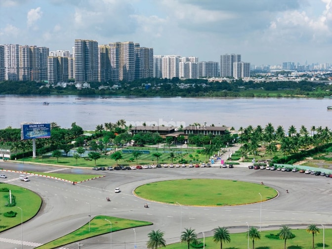 Nhà Phố Izumi City Mặt Tiền Kênh Cảnh Quan Lớn - Sống Giữa Mảng Xanh