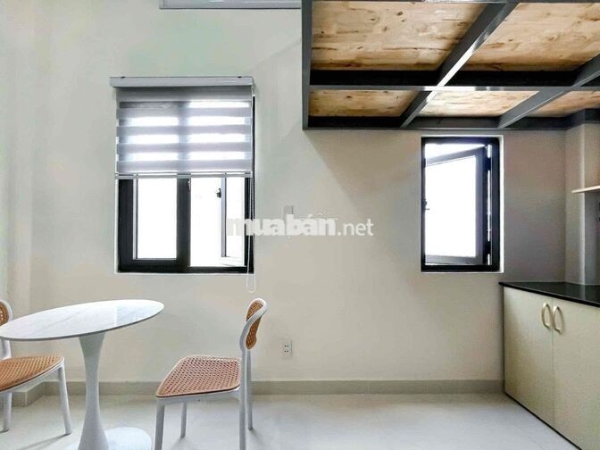DUPLEX FULL NỘI THẤT, NHIỀU CỬA SỔ THOÁNG MÁT NGAY TRUNG TÂM QUẬN 7