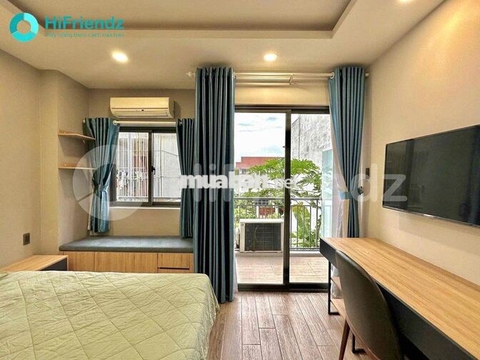 Quận 7 – Căn Hộ 1PN Full Nội Thất, Ban Công Thoáng, Có Sofa & Bàn Làm