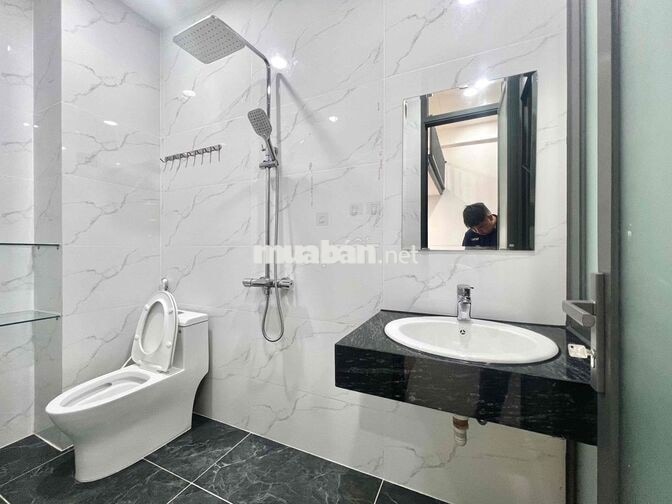 DUPLEX FULL NỘI THẤT MỚI TINH, CÓ THANG MÁY. FORM SANG, FREE XE