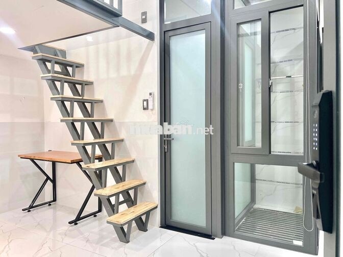 DUPLEX FULL NỘI THẤT MỚI TINH, CÓ THANG MÁY. FORM SANG, FREE XE