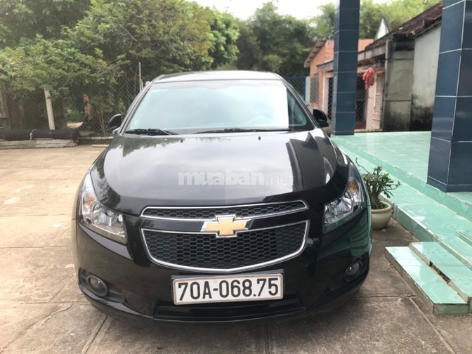 Chevrolet Cruze LS 2014 màu đen - Xe gia đình sử dụng - Odo 90.000km