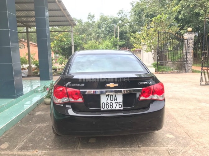 Chevrolet Cruze LS 2014 màu đen - Xe gia đình sử dụng - Odo 90.000km