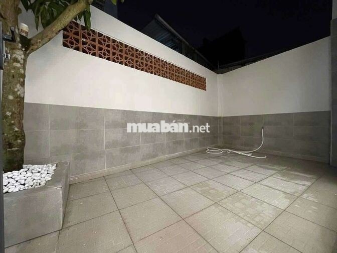 Cho Thuê Nhà 6x20m 2PN Hẻm Xe Hơi 1135 Huỳnh Tấn Phát