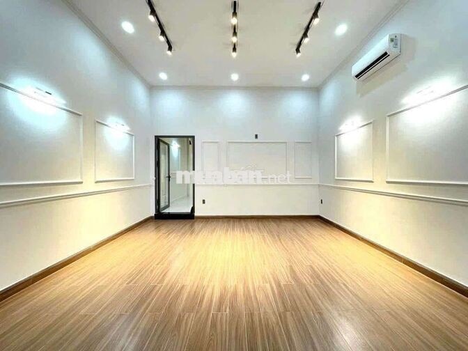 Cho Thuê Nhà 6x20m 2PN Hẻm Xe Hơi 1135 Huỳnh Tấn Phát
