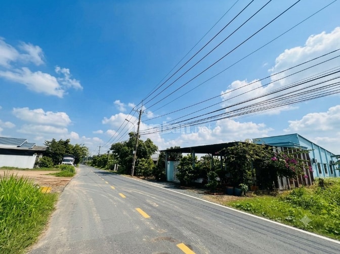 CHỦ CUỐI THÁNG MỔ TIM BÁN GẤP LÔ ĐẤT 409m2 TÂN THÔNG HỘI ,SHR