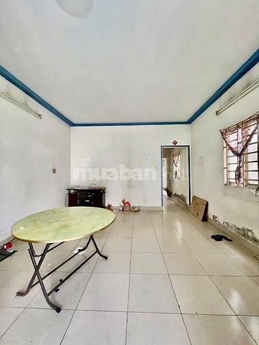 Cần bán nhanh giá hấp dẫn - Nhà HXH 84 Tây Lân, P. BTĐ A