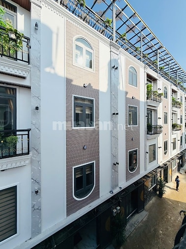 Khu đồng bộ cao tầng Phạm Văn Chiêu 1 trệt 1 lửng 3 lầu 40m2