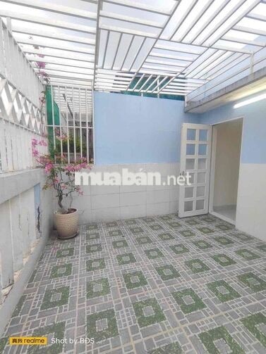 Nhà 1 Trệt 2 Lầu 3pn 2wc có SThượng QL13 HBP 11triệu