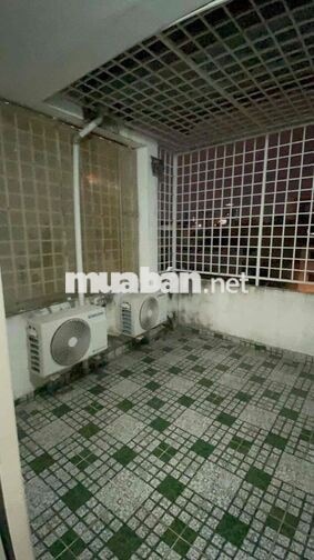 CHO THUÊ HẺM XE HƠI SÁT MT - TRỆT 4 LẦU - CẢI TẠO 9P CỌC 3TT1 -