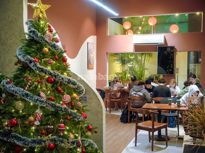 Sang nhượng Cafe mặt tiền ngang 16m Út Tịch-Tân Bình,lợi nhuận70-100tr