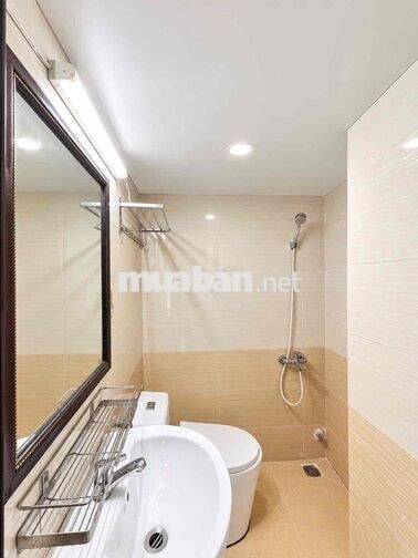 Ở NGAY PHÒNG CÓ GÁC CỰC XINH NGAY PHAN XÍCH LONG CÓ THANG MÁY AN NINH