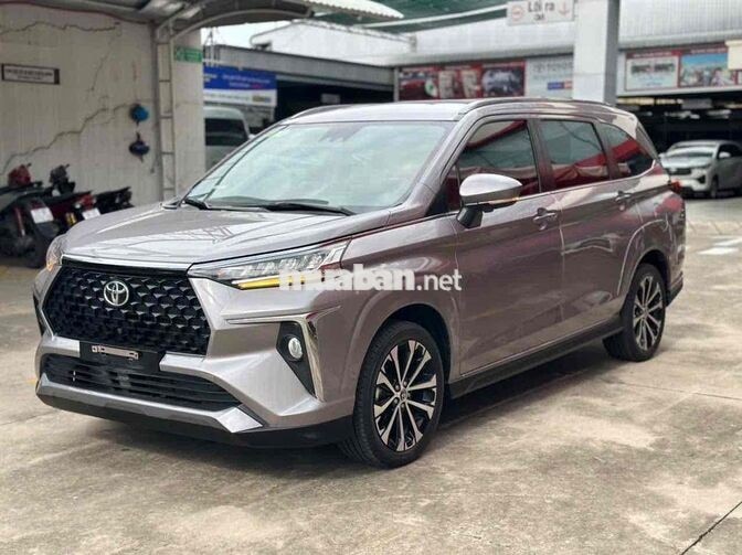 Bán Veloz Cross Top 2022 Bạc 91.000 - Giá còn giảm