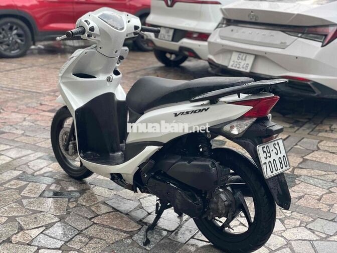 Honda Vision 2013 zin trả trc 7tr9 nhận xe