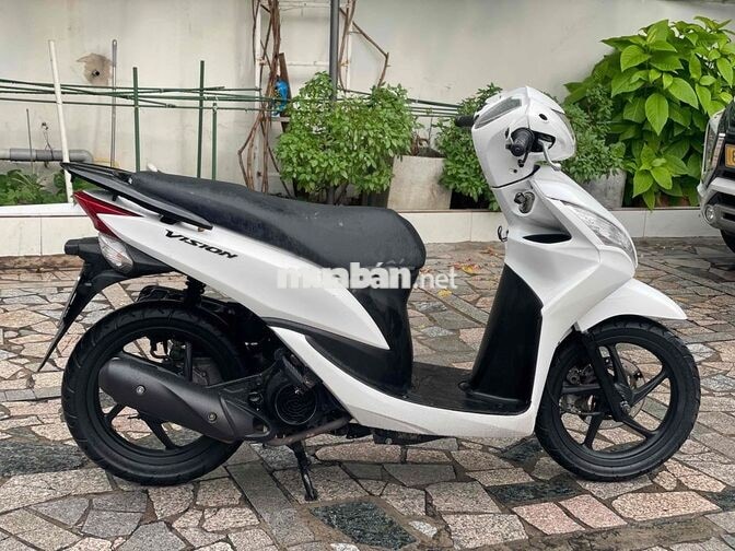 Honda Vision 2013 zin trả trc 7tr9 nhận xe