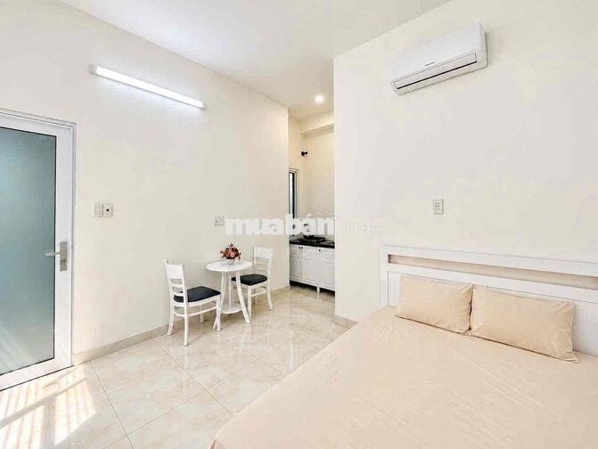 Ở NGAY PHÒNG SIÊU THOÁNG ĐỦ TIỆN NGHI NGAY PHAN HUY ÍCH SÁT EMART