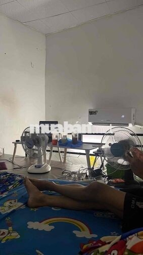 phòng trọ 3,8tr ở 4 người được cọc 1 tháng có thể fix
