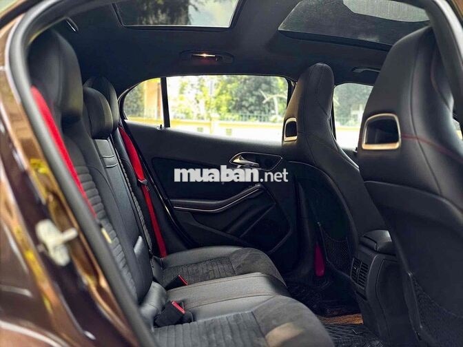 Mercedes GLA250 4Matic 2015 gầm cao xe sang giá re