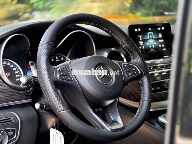 Mercedes V250 Luxury 2021 màu Đen cty 1 chủ đẹp