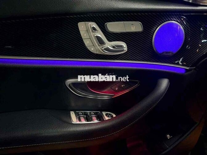 Mercedes-Benz E200 Fecilift 2018 Đen 60000 km