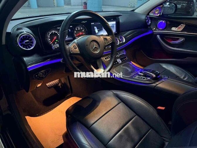 Mercedes-Benz E200 Fecilift 2018 Đen 60000 km