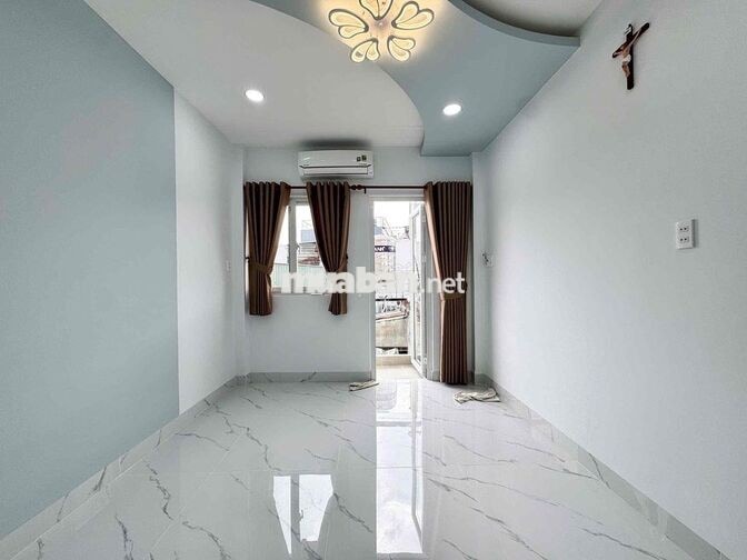 CHO THUÊ CĂN HỘ MINI CHỈ TÍNH ĐIỆN NƯỚC GIÁ DÂN TÂN BÌNH GIÁP QUẬN 10