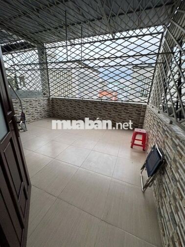 Cho thuê nhà nguyên căn 3 lầu mới đẹp trung tâm bình thạnh giá 23tr/th
