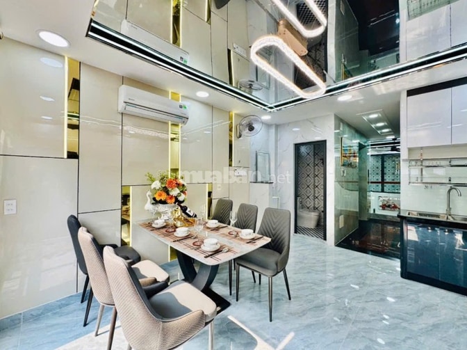 Nhà thang máy 4x15 1 lửng 3 lầu Quang Trung ngay kenh tham lương
