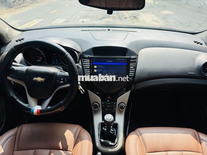 Chevrolet Cruze LT 2017 1.6L Tự động Vàng cát