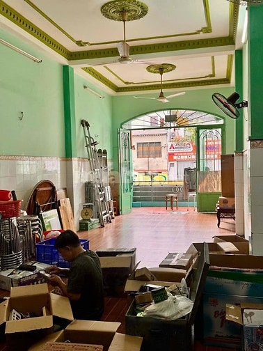 CHO THUÊ NHÀ MẶT TIỀN VÕ VĂN TẦN - QUẬN 3, DT 4.5X15M, 1 TRỆT 1 LẦU