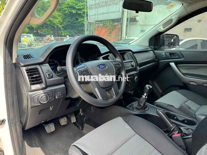 Ford Ranger XLS 2018 Số Sàn Một Chủ Mua Mới