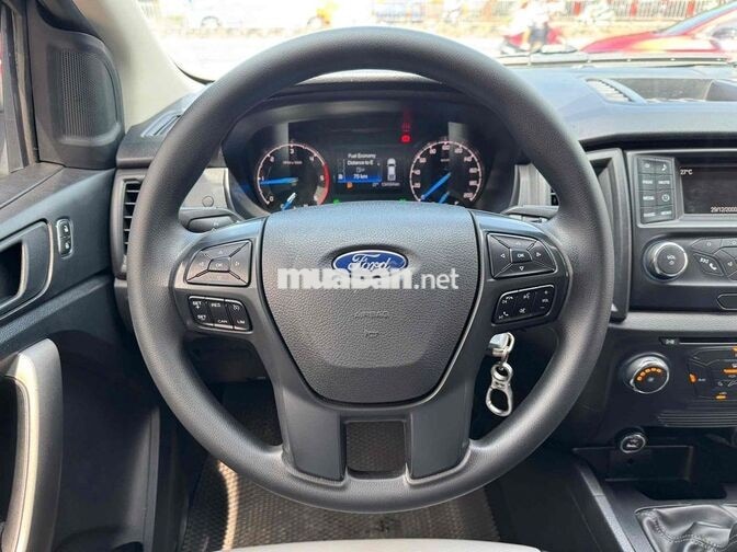 Ford Ranger XLS 2018 Số Sàn Một Chủ Mua Mới