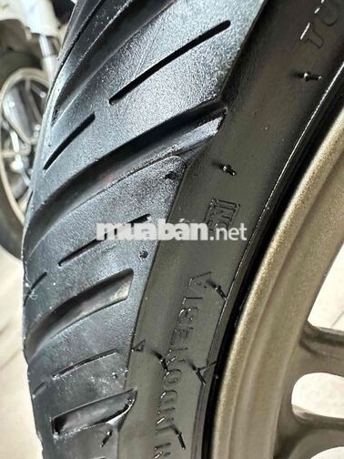 Honda Vario 125cc cuối 2024 chạy 1 ngàn km mới 99%