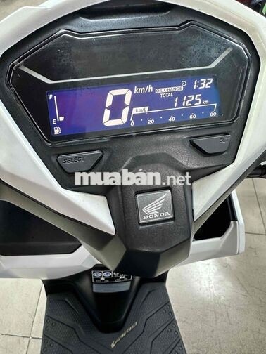 Honda Vario 125cc cuối 2024 chạy 1 ngàn km mới 99%