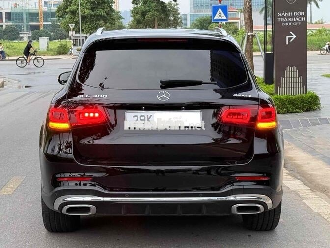 GLC300 4Matic 2020 Đen 70000 km siêu mới đẹp zin