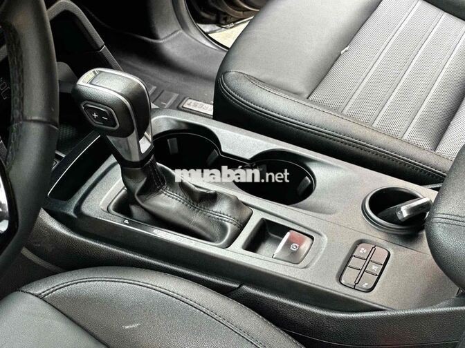 Ford Everest Sport 2024 2.0 Tự động Đen