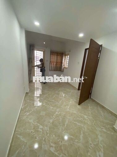 10TR- CÓ NGAY NHÀ QUẬN 1- TRẦN QUANG KHẢI - 2 PN