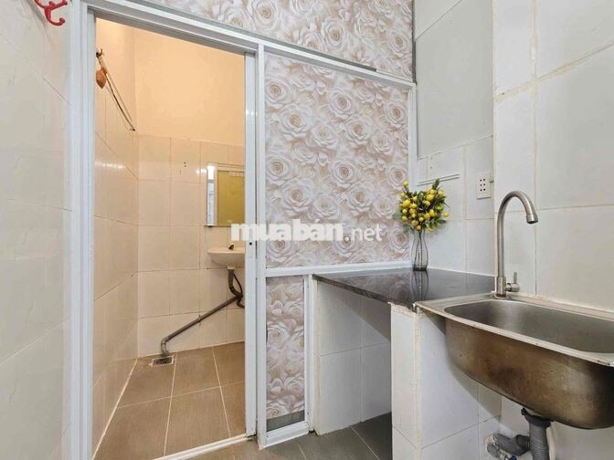 Studio Ban Công Sau chỉ từ 3trx ngay cv Làng Hoa