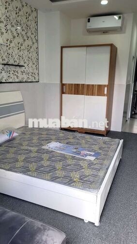 cho thuê mặt bằng và lâu 1 hoặc thuê cả 2 cũng được mặt tiền đường lớn