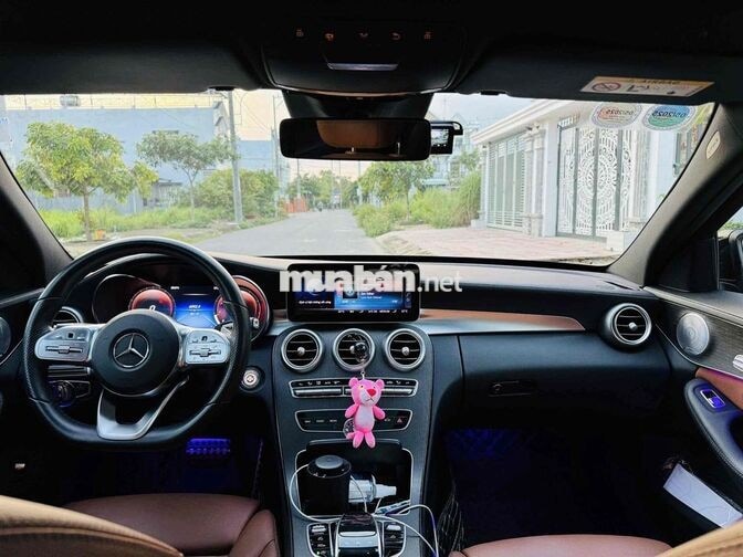 Mercedes-Benz C300 AMG 2019 Đen 1 chủ giữ gìn