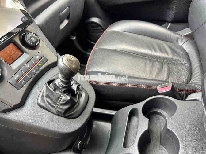 Kia Carens 1.6 MT 2010 Vàng 103.000 km