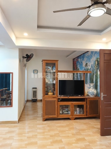 BÁN CĂN HỘ - THÀNH PHỐ GIAO LƯU GẦN 80m2 - 2PN - 2WC - SẴN ĐỒ - 4,55ty