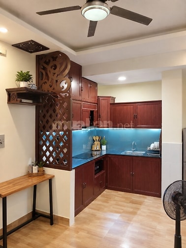 BÁN CĂN HỘ - THÀNH PHỐ GIAO LƯU GẦN 80m2 - 2PN - 2WC - SẴN ĐỒ - 4,55ty