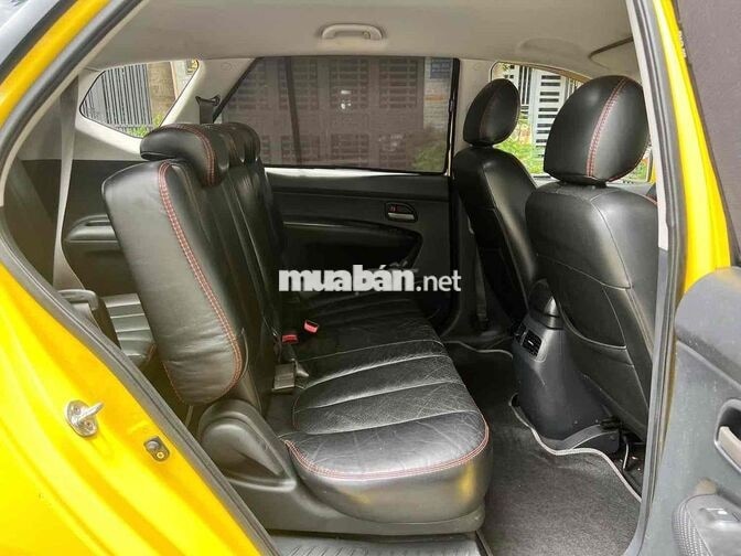 Kia Carens 1.6 MT 2010 Vàng 103.000 km