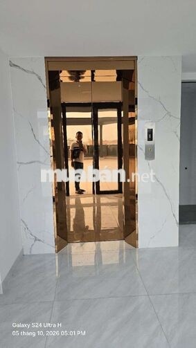 💥Cho thuê tòa nhà 1hầm 1lững 5lầu 2Mặt tiện có than máy