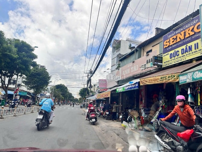 Bán nhà mặt tiền Dương Thị Mười, Quận 12, 38,4m2, sàn gỗ, 1 tầng 1lửng