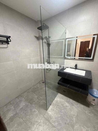 Căn hộ lầu 1 dt: 30m2 Full Nội Thất Cao Cấp MT đường Võ Oanh,p25,BT.
