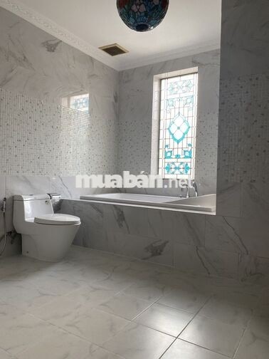 CHÍNH CHỦ CẦN BÁN BIỆT THỰ 400M2, 2 MẶT TIỀN, PHONG CÁCH PHÁP