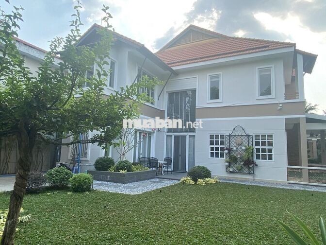 CHÍNH CHỦ CẦN BÁN BIỆT THỰ 400M2, 2 MẶT TIỀN, PHONG CÁCH PHÁP