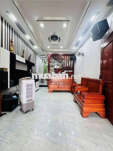 Giảm 600tr Nguyễn Triệu Luật gần chợ  3 tầng 4.5x20m hơn 7 tỷ TL
